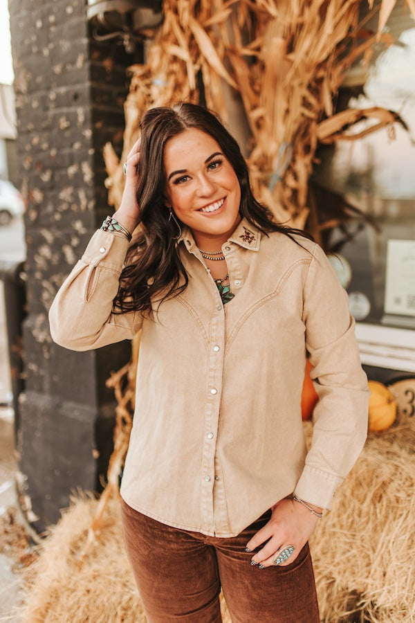 Frontier Rose Pearl Snap Western Button Down Top